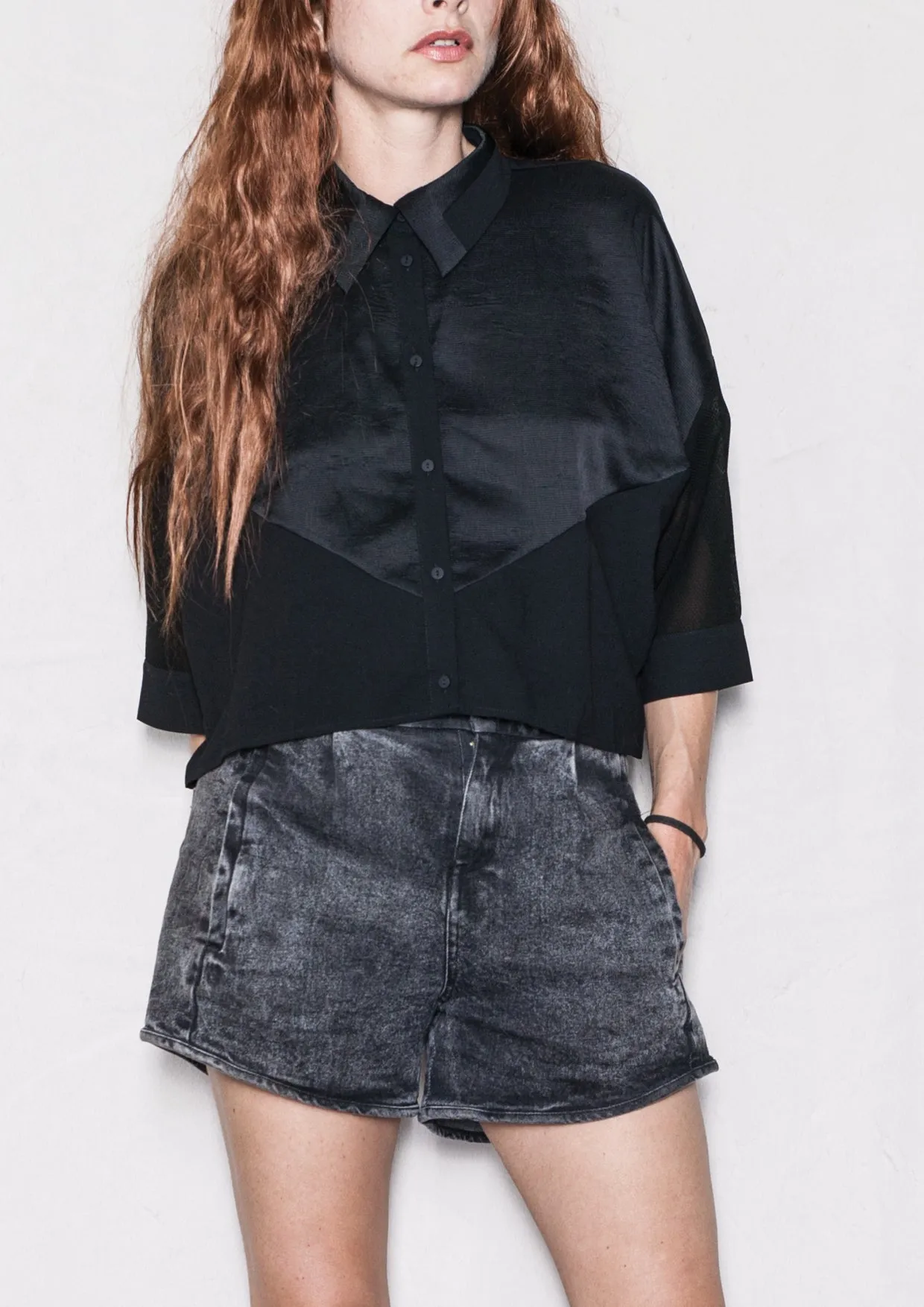 BLOUSE SHORT SLEEVES - SHINY/MESH black