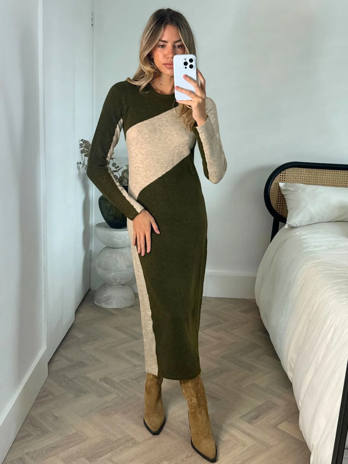 Brynn Knitted Colourblock Midaxi Dress in Stone & Khaki