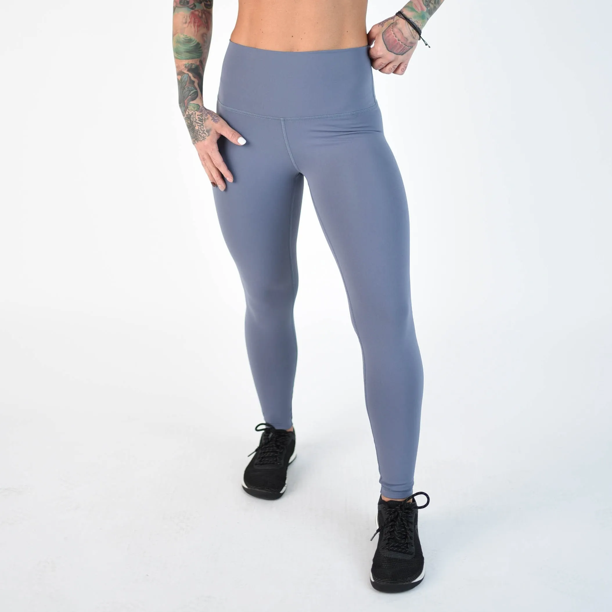 FLEO El Toro 25" Grisaille Leggings (Silky Silk)