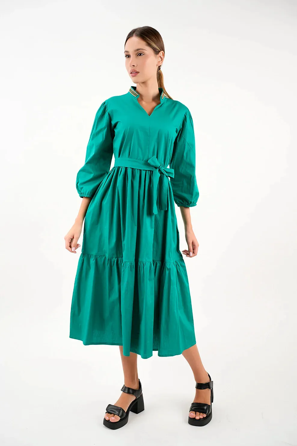 Long Sleeved Green Dress With Wing Collar