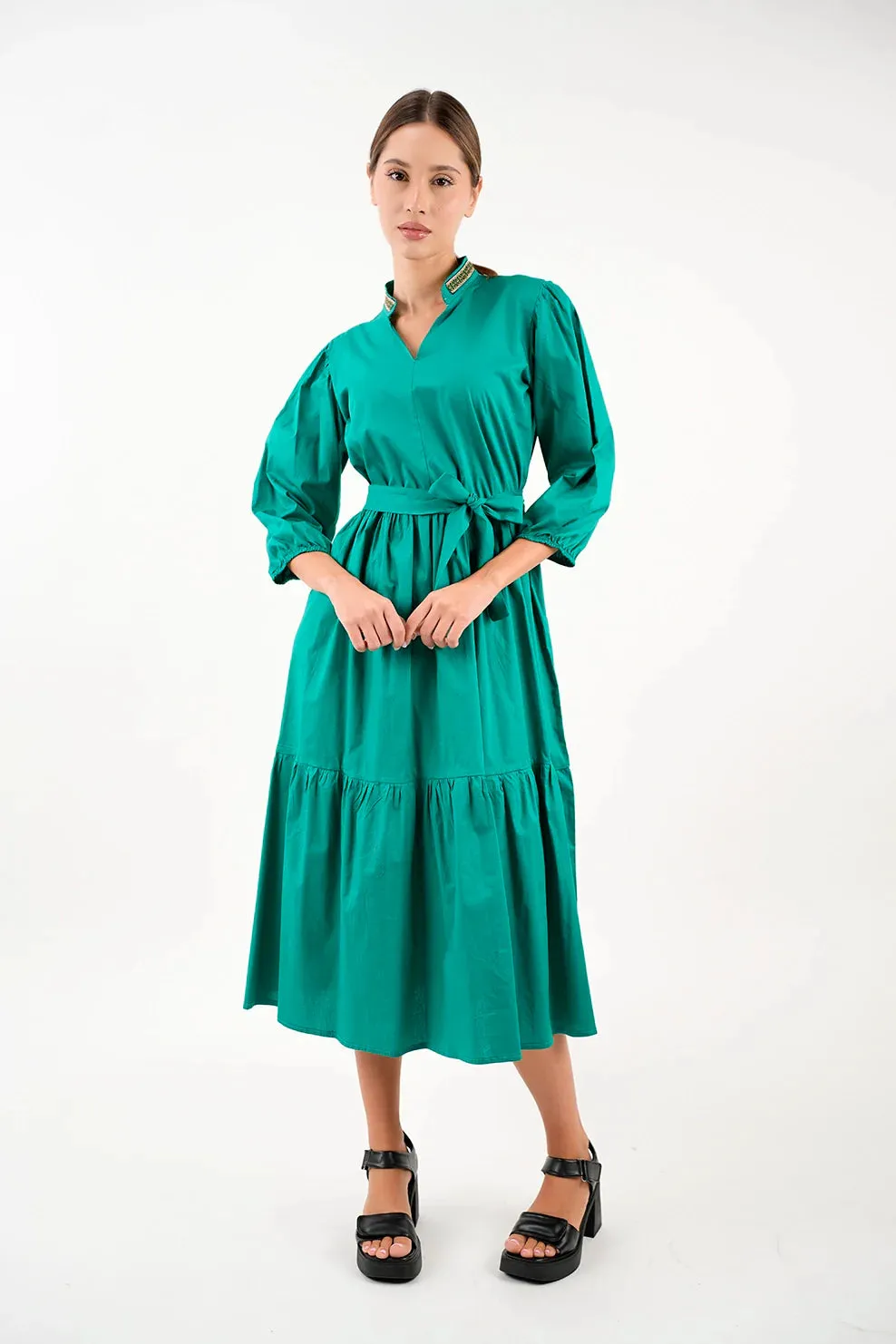 Long Sleeved Green Dress With Wing Collar