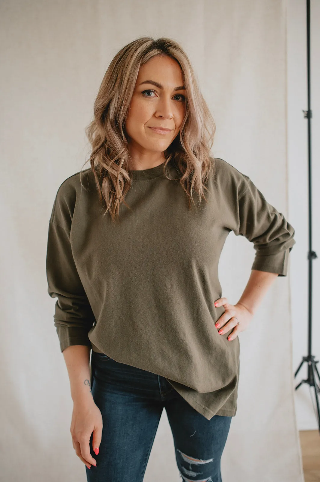 The Sunday Tee by Le Bon Shoppe - Olive Green