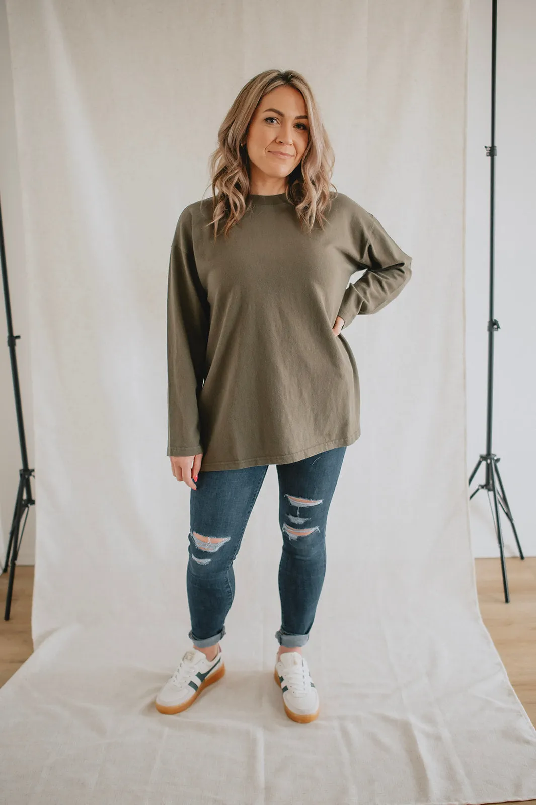 The Sunday Tee by Le Bon Shoppe - Olive Green