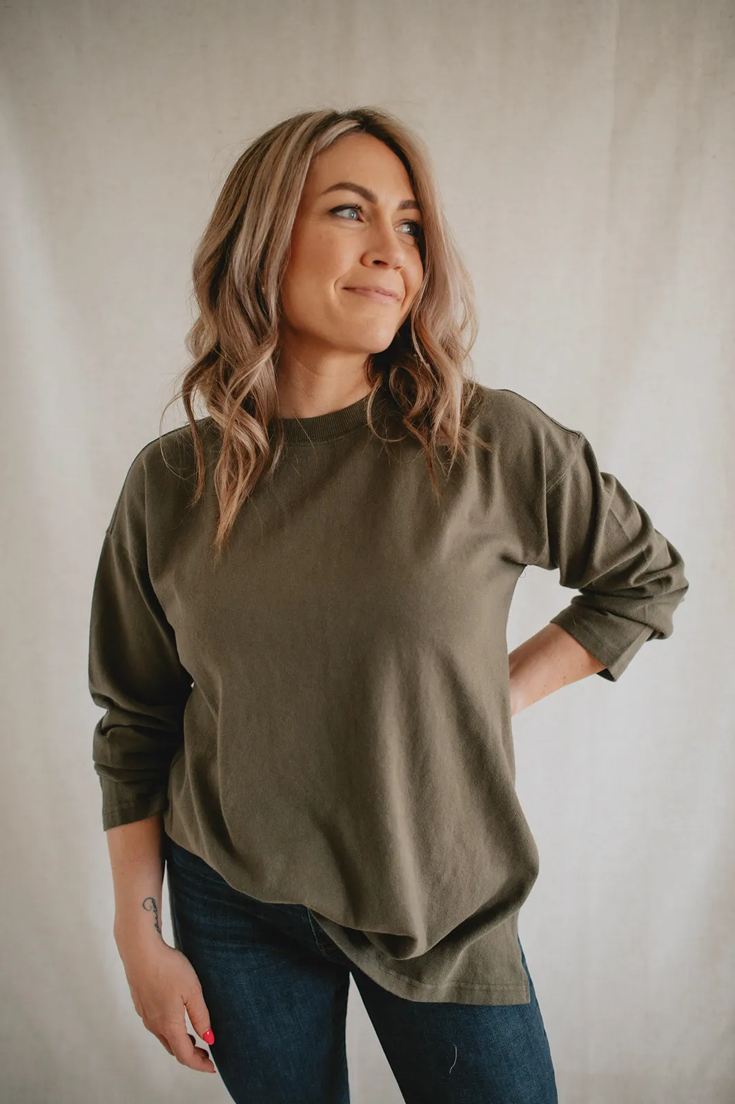 The Sunday Tee by Le Bon Shoppe - Olive Green